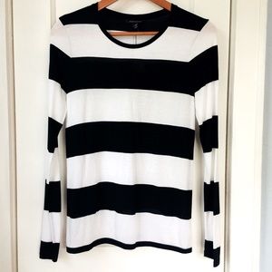 Banana Republic Black white stripe long sleeve tee